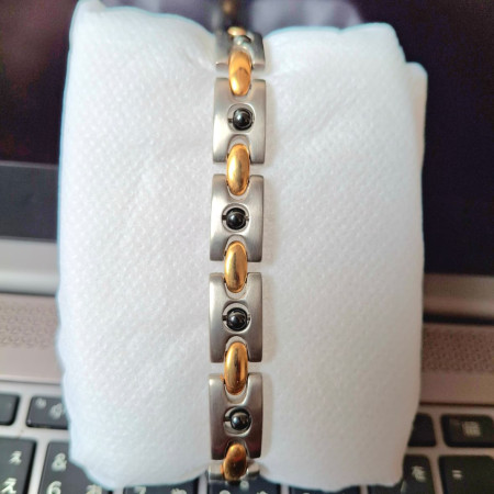 Titanium magnetic bracelet (DS-28)